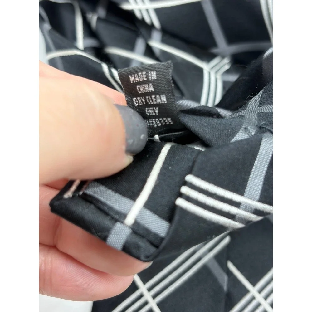 Kenneth Cole, New York, Black/White Diagonal Checkered Grid Pattern Necktie Silk